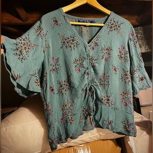 [SOLD] Blue Rain flowy floral teal top size L